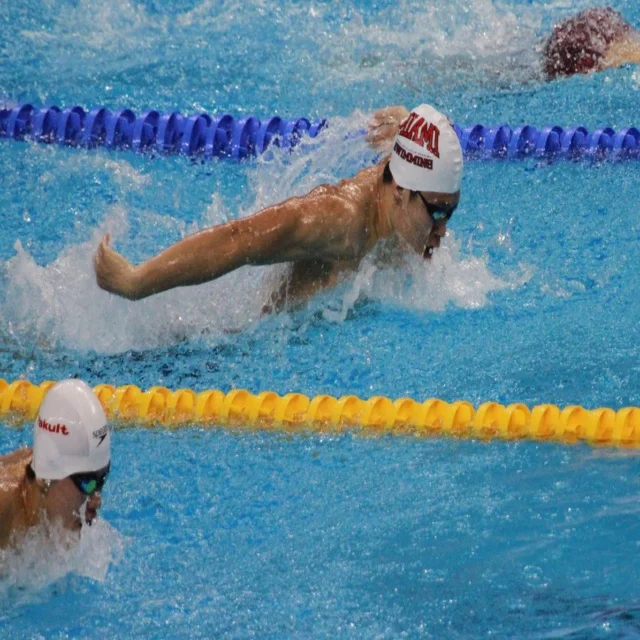 田径选手吴艳妮顺利达标赛程